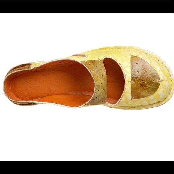 Eject Clogs - Picture 8 of 10